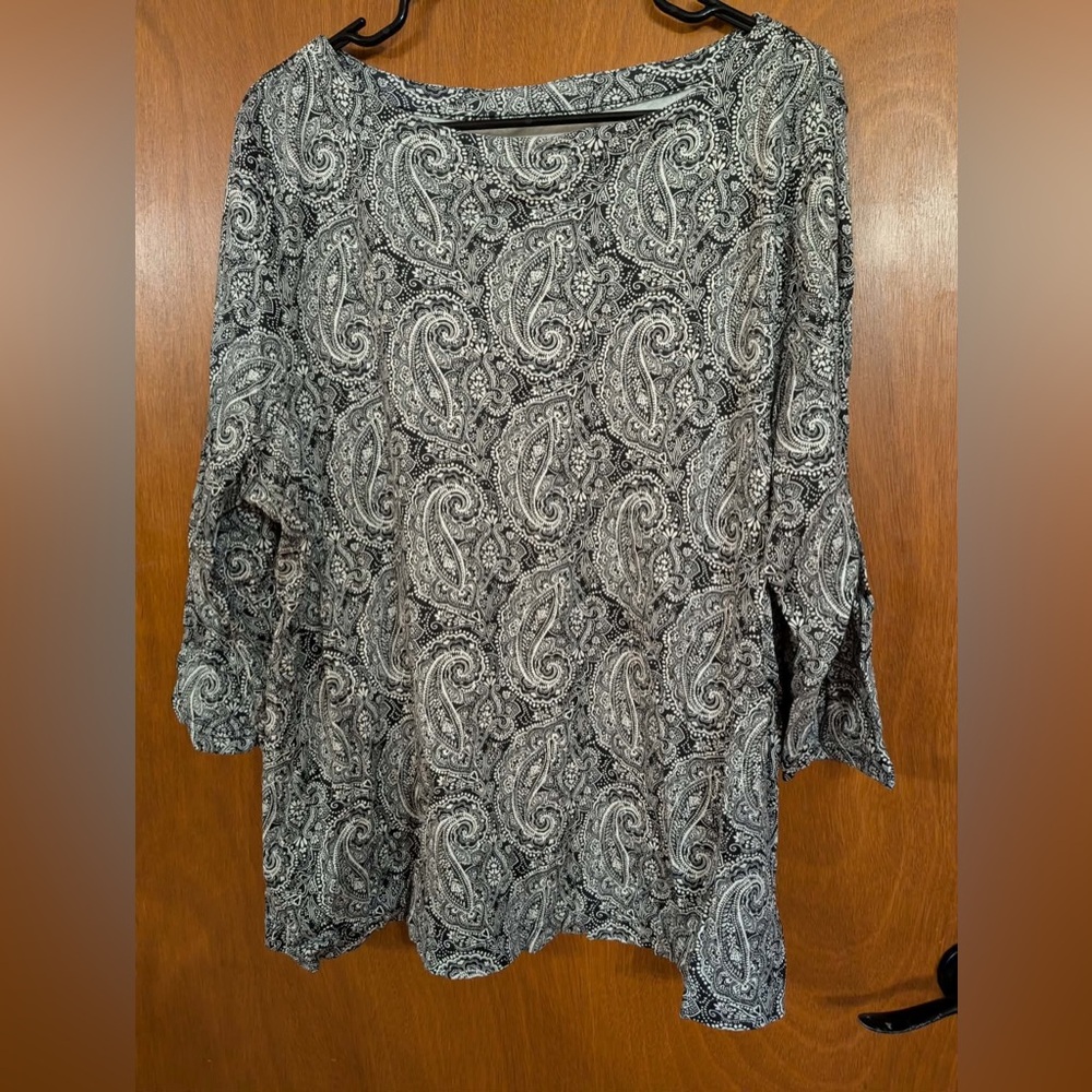 croft & barrow Black and White Paisley Tunic